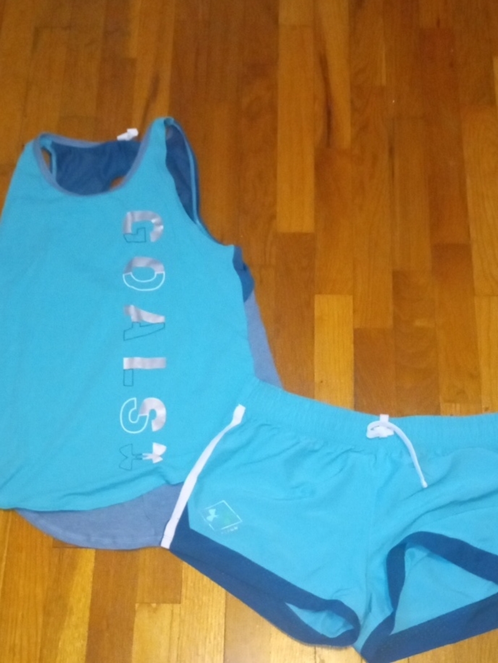 Girl XL Under Armour set, teal green & Blue, tank with shorts